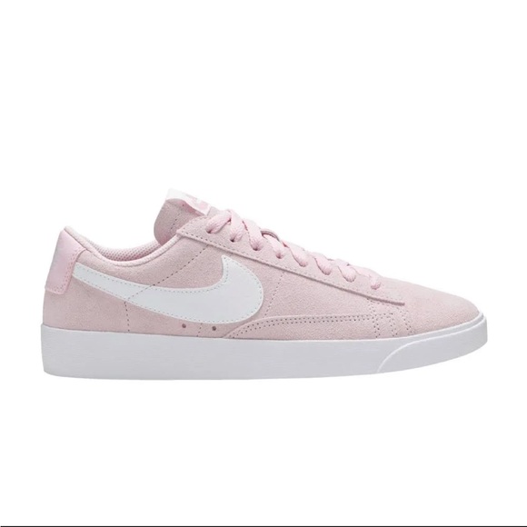 nike blazer low suede women's